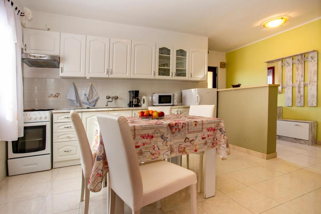 Apartmani Jurman Matohanci Экстерьер фото
