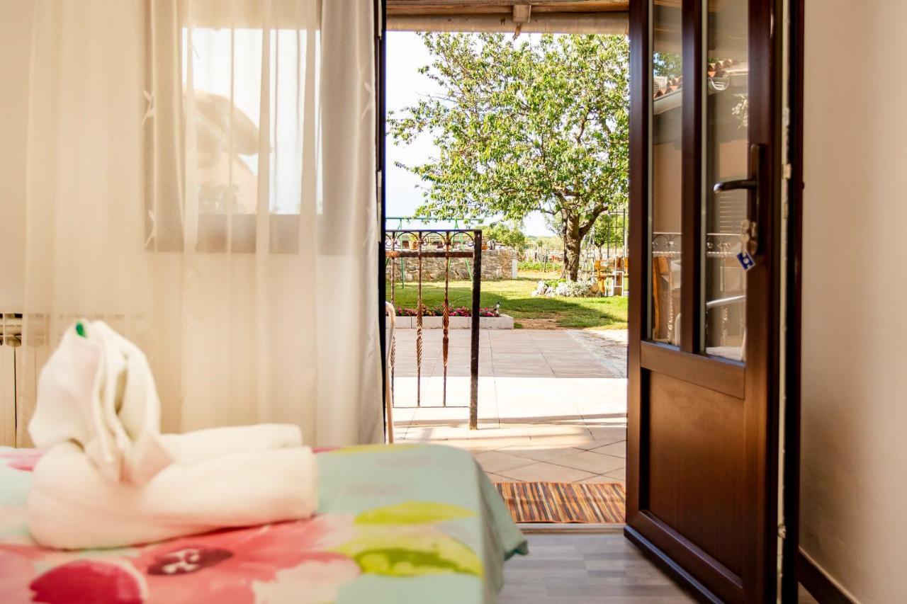 Apartmani Jurman Matohanci Экстерьер фото